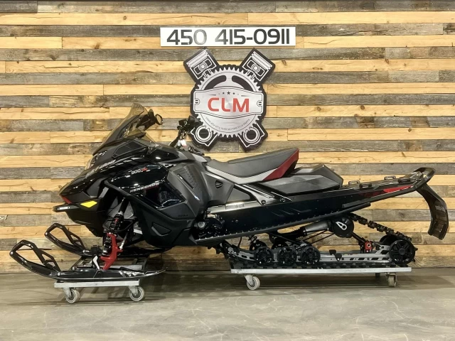BRP SKI-DOO RENEGADE ENDURO 900 ACE TURBO 130 H.P ITC 137'' + REV GEN5 + 2792 KM + ECRAN COULEUR 10'' GPS  2025