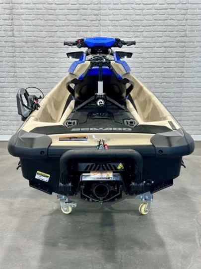 2025 BRP SEA-DOO WAKE 170 H.P + IBR + VTS + IDF + 3 PASSAGERS + 6 HR SEULEMENT + TOUR & RACK + RARE & A1 