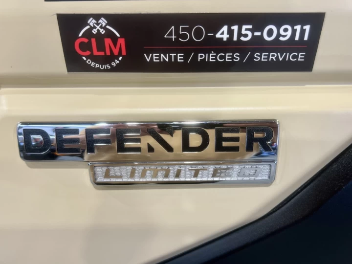 2025 BRP CAN-AM DEFENDER MAX CREW HD-10 LIMITED + 4WD + DPS + 650 KM SEULEMENT + 6 PASSAGERS + TOUTE ÉQUIPÉE+ RARE & A1 