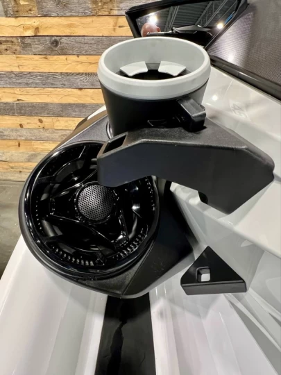 2024 BRP SEA-DOO FISHPRO EDITION SPORT 170 H.P + IBR + VTS + IDF + GPS + AUDIO PREMIUM + COOLER/VIVIER LINQ 