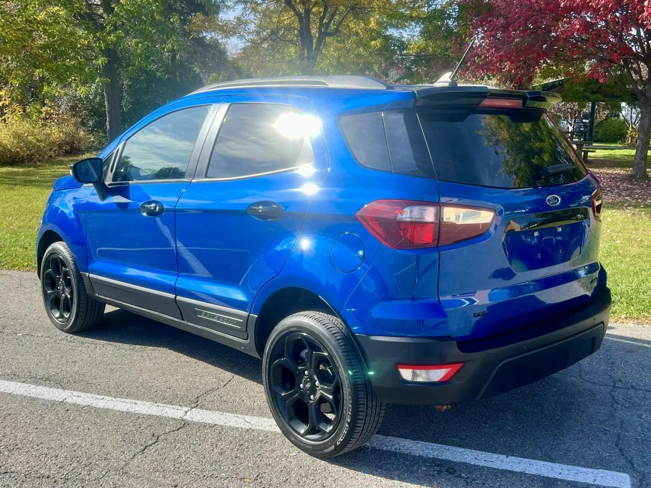 2022 FORD ECOSPORT SES 4WD + 2.0L + SEULEMENT 40693 KM + GARANTIE FORD + COULEUR RARE + CONDITION A1  Main Image