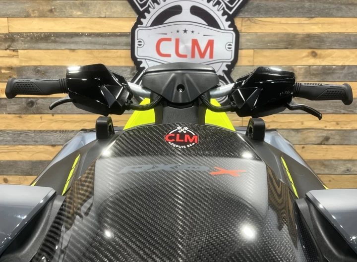 2026 BRP SEA-DOO RXP-X 325 H.P + IBR + VTS + SEULEMENT 04 HR + RARE & IMPECCABLE A1 