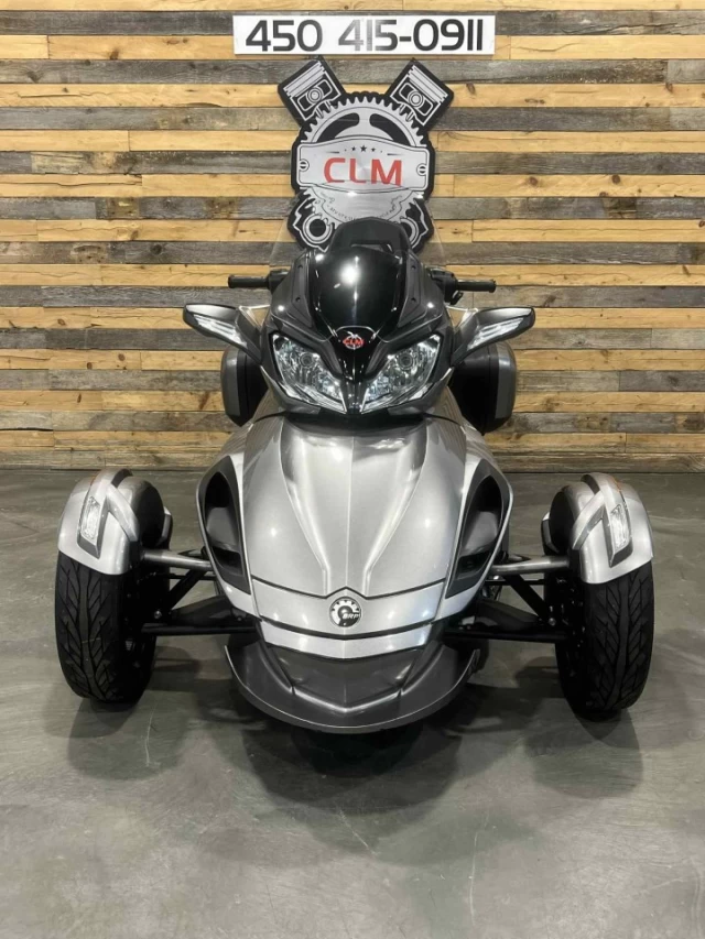 BRP CAN-AM SPYDER ST-S / SE-5 (SEMI-AUTOMATIQUE) + SEULEMENT 30505 KM + CONDITION A1  2013