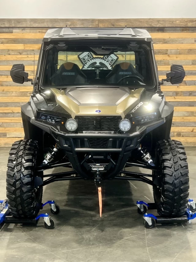 POLARIS GENERAL 4 XP 1000 DLX-DELUXE EDITION + 4X4 + EPS + RIDE COMMAND GPS - AUDIO + 4 PASSAGERS + GARANTIE SEPT 2028  2023