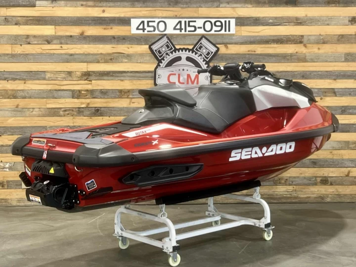 2024 BRP SEA-DOO RXP-X 325 HP + IBR + VTS + O HR + COULEUR & MODELE RARE + IMPECCABLE A1 