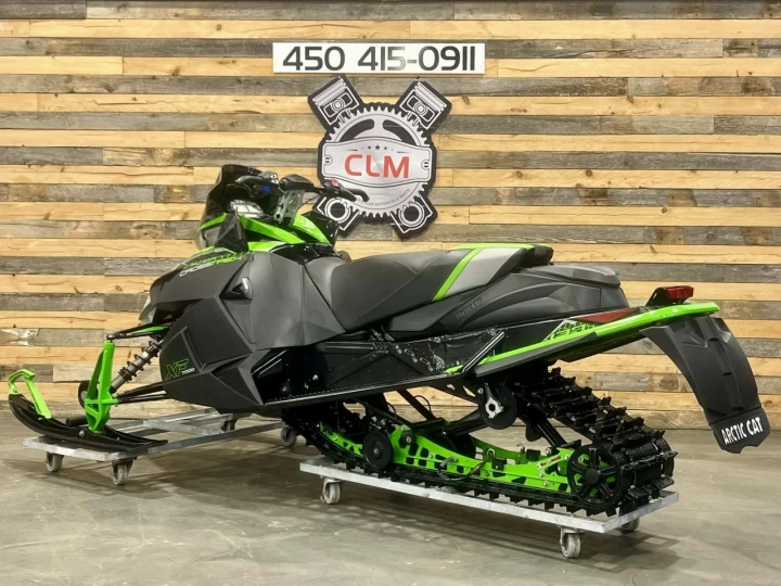 2018 ARCTIC CAT XF 7000 CROSSTREK 137'' + C-TEC4 + 18255 KM + ROLLERSKI + MODELE RARE & CONDITION A1 