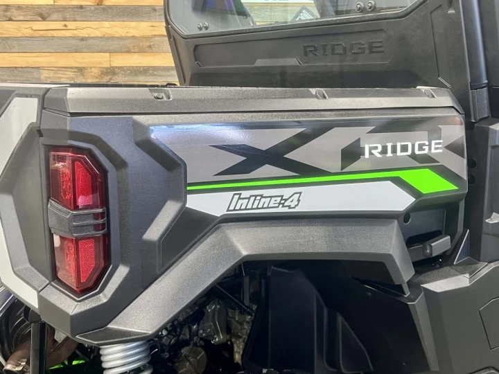 2024 KAWASAKI RIDGE 1000 EFI VERSION XR HVAC + 4X4 + EPS + TOUTE ÉQUIPÉE + GARANTIE NOVEMBRE 2027 + ULTRA RARE & A1 