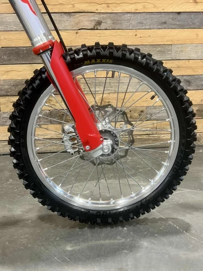 2023 GASGAS MC 250 + 2 TEMPS + SEULEMENT 3.8 HEURES + MX-MOTORCROSS + RARE & IMPECABLE A1 