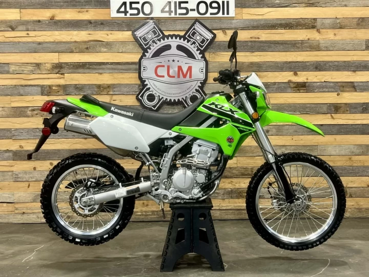 2023 KAWASAKI KLX 300 EFI + SEULEMENT 3755 KM + 4 TEMPS + MODELE RARE & CONDITION IMPECCABLE A1 