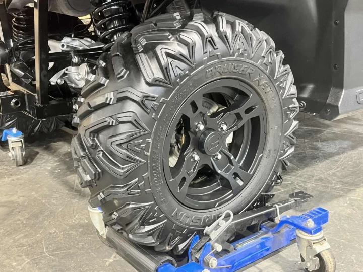 2023 CF MOTO U-FORCE 600 EFI + 4X4 + EPS + SEULEMENT 337 KM + BEAUCOUP D'ÉQUIPEMENTS $$$ + GARANTIE 