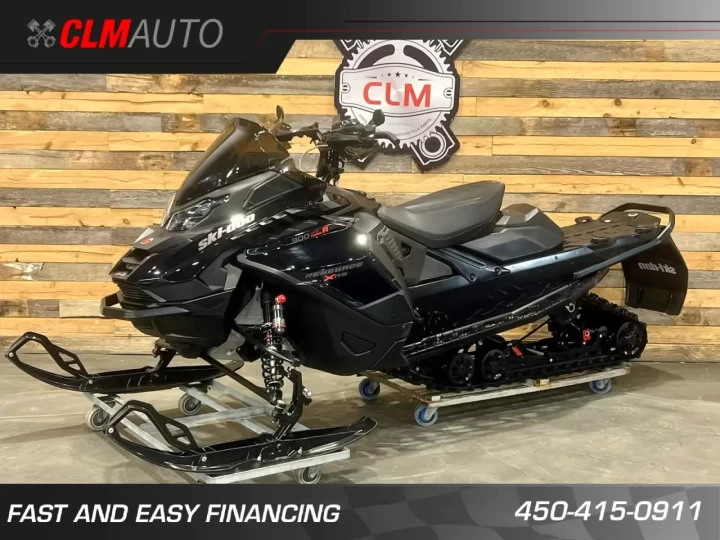 2024 BRP SKI-DOO RENEGADE X-RS 900 ACE TURBO ''R'' 180 HP + REV GEN5 + 9570 KM + SPORT & HAUTE PERFORMANCE + A1 