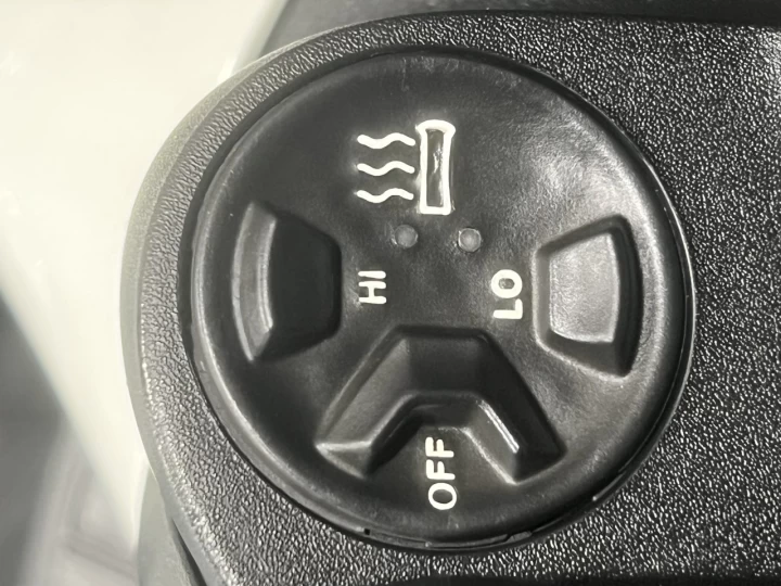 2017 BRP CAN-AM SPYDER RT-S SE-6 (SEMI-AUTOMATIQUE) ROTAX 1330 cc EFI + SEULEMENT 25499 KM + RARE & A1 