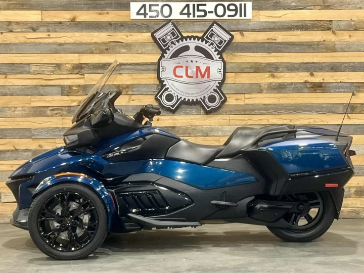 2022 BRP CAN-AM SPYDER RT SE-6 (SEMI-AUTOMATIQUE) AVEC 55901 KM + MODELE & COULEUR RARE + CONDITION A1 