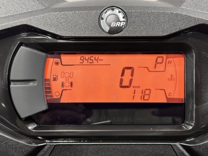 2021 BRP CAN-AM OUTLANDER MAX 450 EFI + DPS + 4WD + 945 KM + VRAI VTT 2 PASSAGERS LÉGALE EN SENTIER FÉDÉRÉE + RARE & A1 
