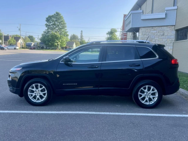 JEEP CHEROKEE EDITION NORTH + V6 + 4X4 + 5 PASSAGERS + 196750 KM + PAS DE ROUILLE A1  2014