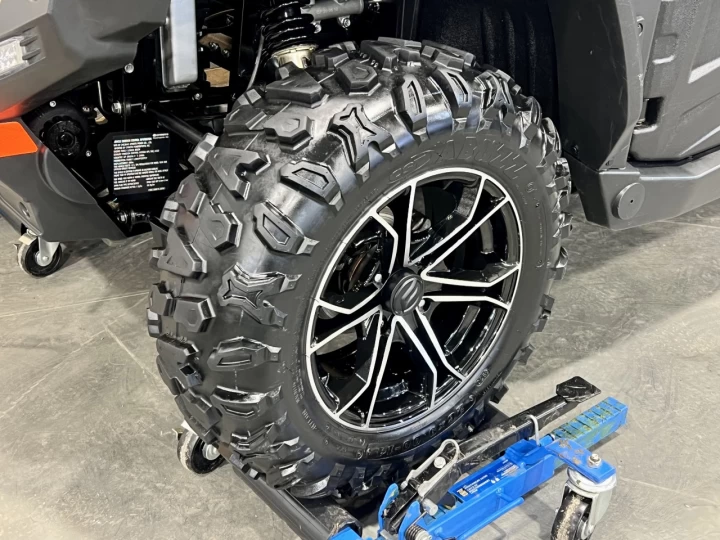 2021 CF MOTO U-FORCE 800 LX EFI + E.P.S + 4X4 + MAGS + TREUIL + A1 