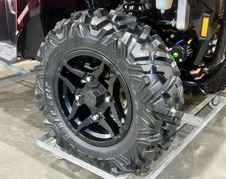 2023 POLARIS SPORTSMAN 570 EFI EDITION TRAIL + 4X4 + EPS + SEULEMENT 195 KM + TREUIL & PARE CHOC HD 