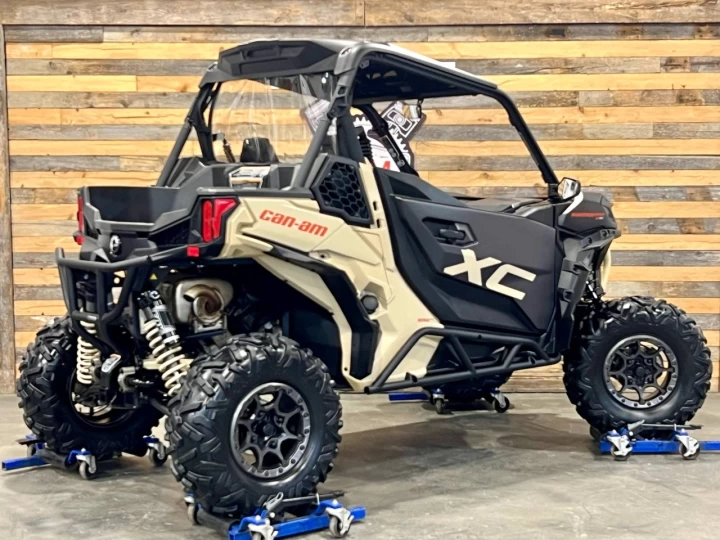 2022 BRP CAN-AM MAVERICK SPORT 1000R X-XC + DPS + 4X4 + SEULEMENT 1522 KM + CONDITION IMPECCABLE A1 