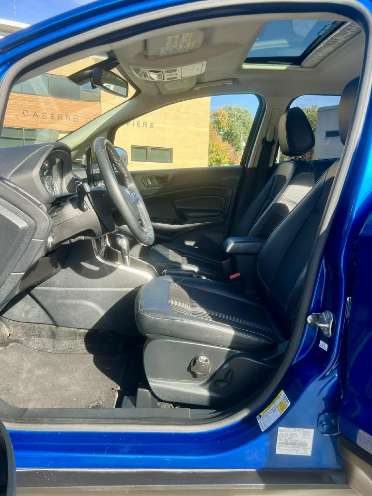 2022 FORD ECOSPORT SES 4WD + 2.0L + SEULEMENT 40693 KM + GARANTIE FORD + COULEUR RARE + CONDITION A1  Main Image