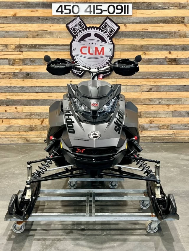 BRP SKI-DOO RENEGADE X-RS 850 E-TEC 137'' + RAS X + REV GEN4 + 6322 KM + CONDITION A1  2020