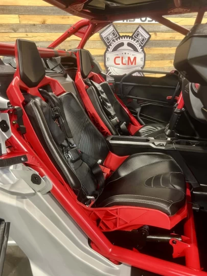 2025 BRP CAN-AM MAVERICK MAX X3 X-RS TURBO ''RR'' 200 H.P + D.P.S + 4X4 + 72'' +4 PASSAGERS + SEULEMENT 1403 KM + RARE & CONDITION A1 