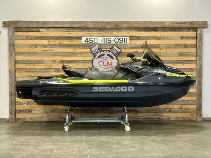 2023 BRP SEA-DOO EXPLORER PRO 170 H.P + IBR + VTS + IDF + AUDIO PREMIUM + GPS + FISH FINDER + PARE BRISE + 3 PASSAGERS 