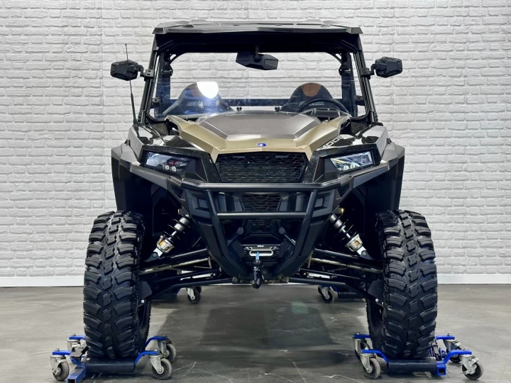 2023 POLARIS GENERAL XP 1000 EFI PREMIUM DELUXE + 4WD + EPS + AUDIO + SEULEMENT 3425 KM + RARE & A1 