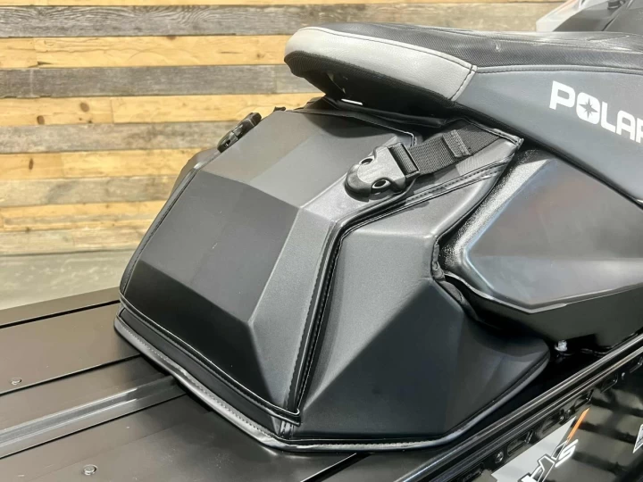 2020 POLARIS INDY XC 850 AXYS 137'' + SEULEMENT 6944 KM + RARE & CONDITION A1 