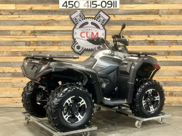 2022 CF MOTO C-FORCE 600 LX + 4X4 + EPS + SEULEMENT 947 KM + GARANTIE 2027 + RARE & A1 