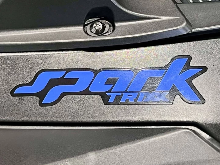 2023 BRP SEA-DOO SPARK TRIXX 3UP + IBR + VTS + AUDIO + SEULEMENT 10 HR 
