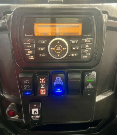 2014 POLARIS RANGER XP 900 EFI + L.E BROWNING LIMITED EDITION + TOUTE ÉQUIPÉE + CAMO + RARE & A1 