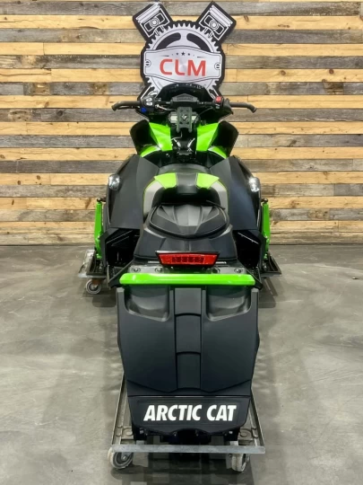 2018 ARCTIC CAT XF 7000 CROSSTREK 137'' + C-TEC4 + 18255 KM + ROLLERSKI + MODELE RARE & CONDITION A1 