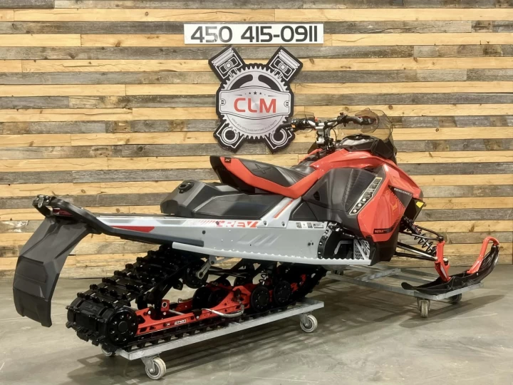 2019 BRP SKI-DOO RENEGADE X 850 E-TEC EFI 137'' + REV GEN4 + 15609 KM + COULEUR RARE & A1 