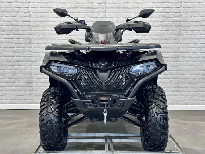 2023 CF MOTO C-FORCE 600 EFI TOURING + 4WD + EPS + 1959 KM + 2 PASSAGERS + GARANTIE 2028 + RARE & A1 