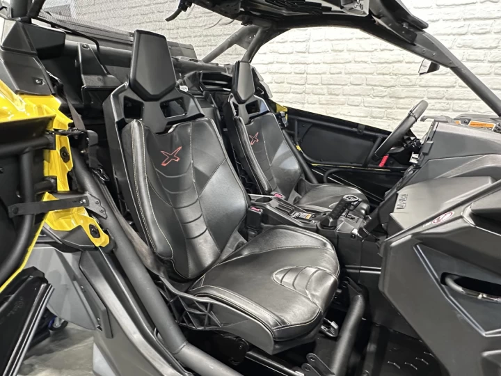 2017 BRP CAN-AM MAVERICK X3 X-DS TURBO 'R' 154 H.P + DPS + 4WD + FOX + 64'' + RARE & CONDITION A1 