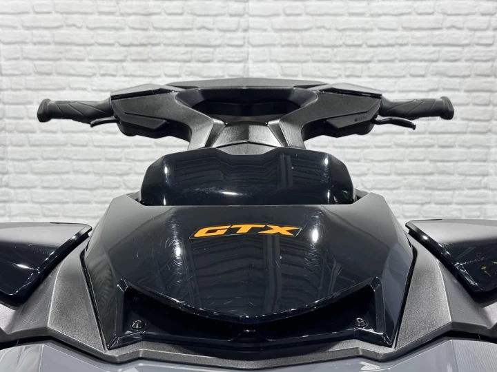 2021 BRP SEA-DOO GTX 230 H.P + IBR + VTS + AUDIO PREMIUM + SEULEMENT 32 HR + 3 PASSAGERS + RARE & A1 