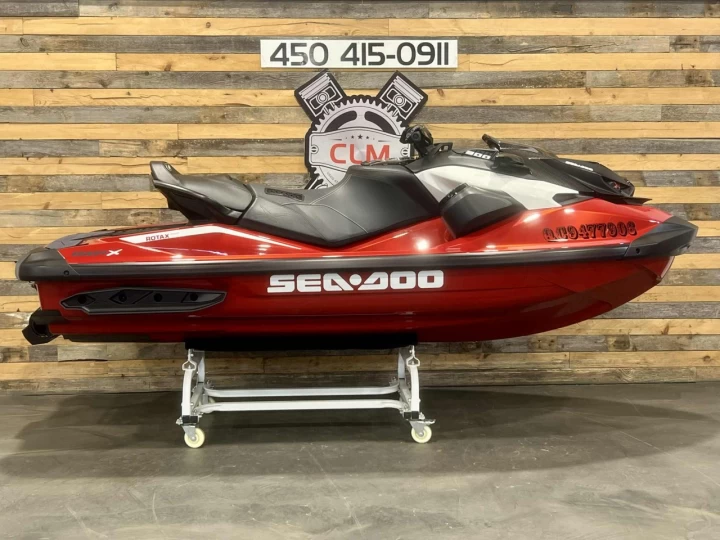 2024 BRP SEA-DOO RXP-X 300 H.P + IBR + VTS + AUDIO PREMIUM + SEULEMENT 7 HR + BANC 1 & 2 PASSAGER + RARE & A1 