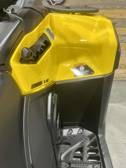 2024 BRP CAN-AM OUTLANDER MAX XT 700 EFI + DPS + 4X4 + SEULEMENT 348 KM + CONDITION A1 