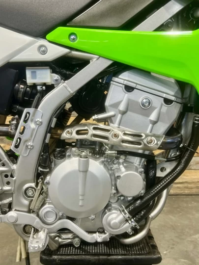 2023 KAWASAKI KLX 300 EFI + SEULEMENT 3755 KM + 4 TEMPS + MODELE RARE & CONDITION IMPECCABLE A1 