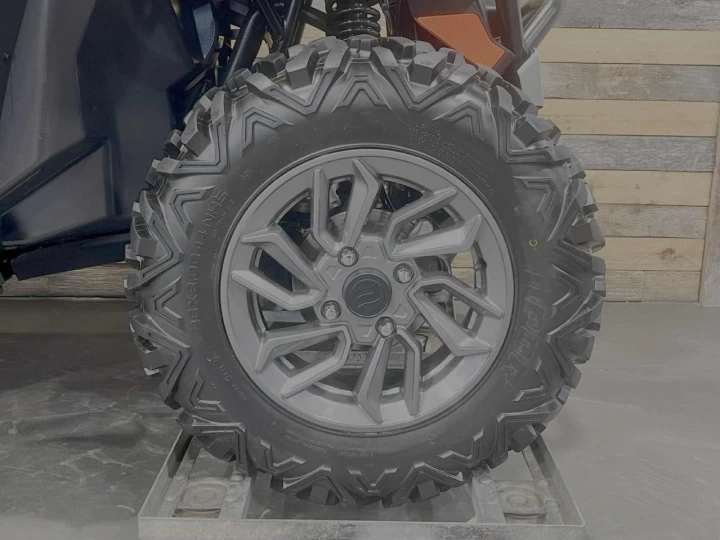 2025 CF MOTO Z-FORCE 800 EFI EDITION TRAIL 50'' + EPS + 4X4 + SEULEMENT 1641 KM + RARE & A1 
