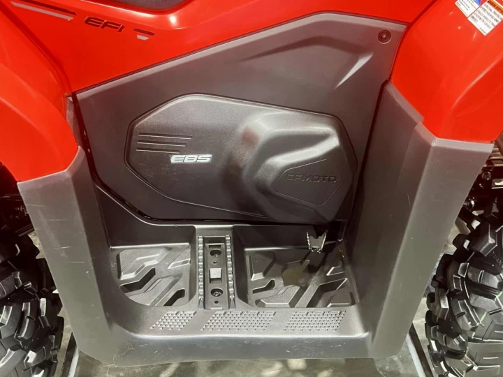2023 CF MOTO C-FORCE 400 LX EFI + 4X4 + E.P.S + SEULEMENT 1349 KM 