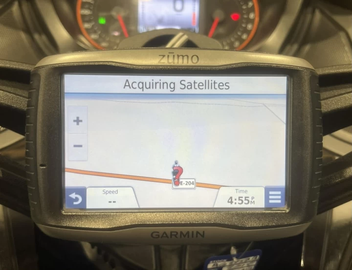 2015 BRP CAN-AM SPYDER ST LIMITED SE-5 (SEMI-AUTOMATIQUE) + BAS KM 26699 KM + GPS + RADIO + SACCOCHE + COULEUR RARE & A1 