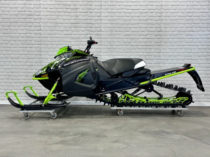 2019 ARCTIC CAT M8000 CTEC2 SNO-PRO 153'' X 3'' + FOX FLOAT3 + DEMAREUR ELECTRIQUE + 2363 KM + RARE & A1 