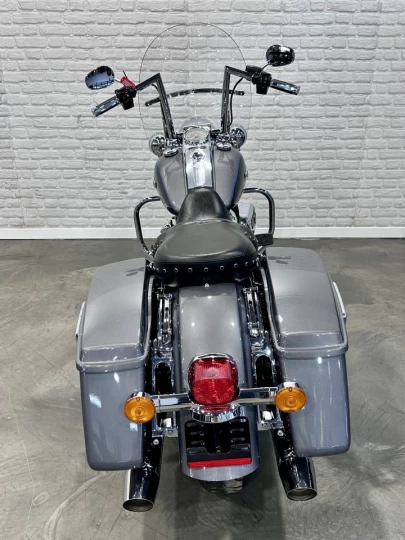 2022 HARLEY DAVIDSON FLHR ROAD KING 107 p.c = 1746 cc EFI + SEULEMENT 29173 KM + RARE & A1 