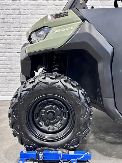 2017 BRP CAN-AM DEFENDER HD-5 EFI + 4WD + DPS + 3 PASSAGERS + SEULEMENT 4697 KM + RARE & PROPRE 