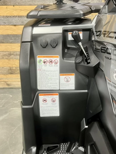 2022 CF MOTO C-FORCE 600 TOURING + 4X4 + EPS + SEULEMENT 616 KM + GARANTIE FEVRIER 2027 + CONDITION A1 