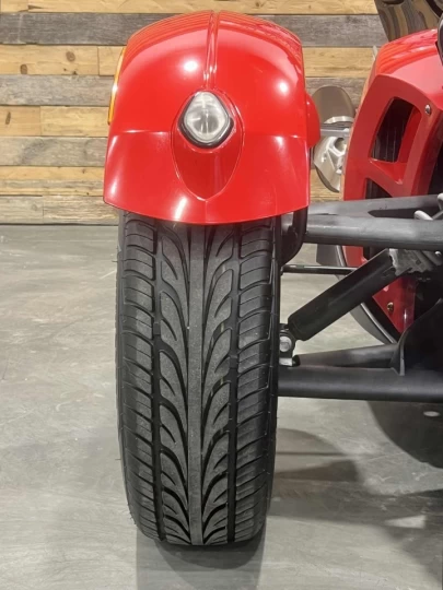 2009 BRP CAN-AM SPYDER ROADSTER SE-5 (SEMI-AUTOMATIQUE) + DOSSIER PASSAGER + 86105 KM 