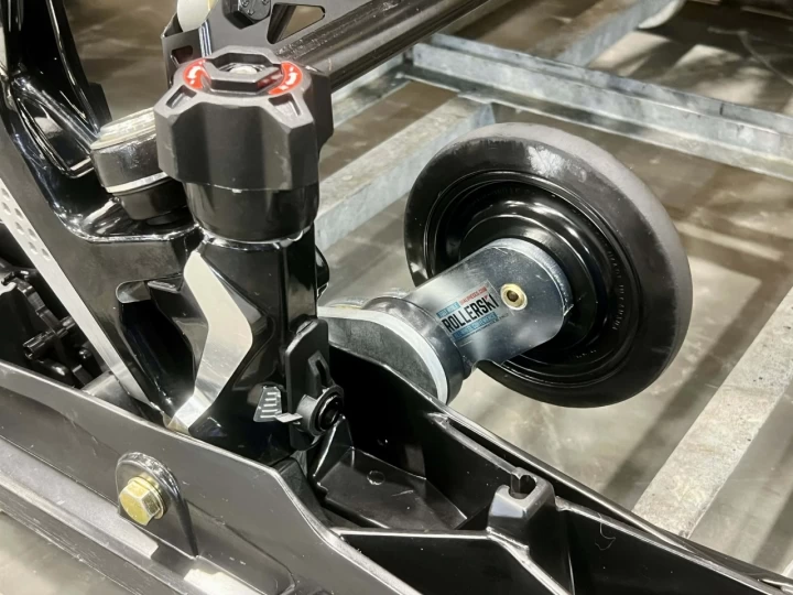 2018 BRP SKI-DOO RENEGADE ENDURO 600 E-TEC 137'' + SUSPENSION A AIR + ROLLERSKI + CONDITION IMPECCABLE A1 