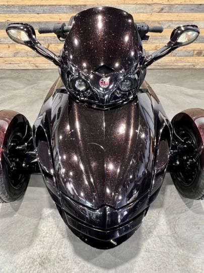 2011 BRP CAN-AM SPYDER RS-S SE-5 (SEMI-AUTOMATIQUE) BAS KM 27853 KM + COLEUR & LOOK UNIQUE + A1 