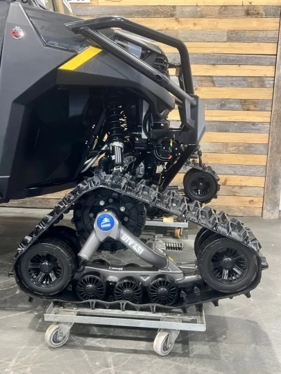 2025 POLARIS RANGER 1000 EDITION PREMIUM + 4X4 + EPS + SEULEMENT 1721 KM + GARANTIE FEVRIER 2027 + RARE & A1 